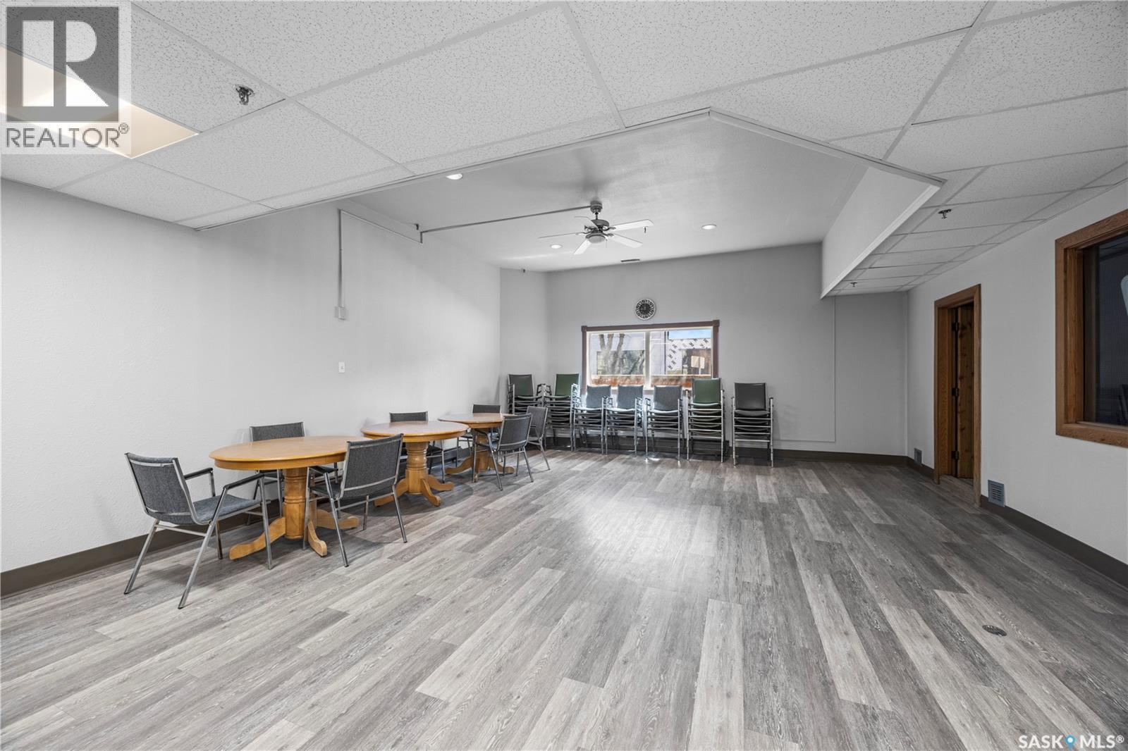 404 405 5Th Avenue N, Saskatoon, SK - Indoor