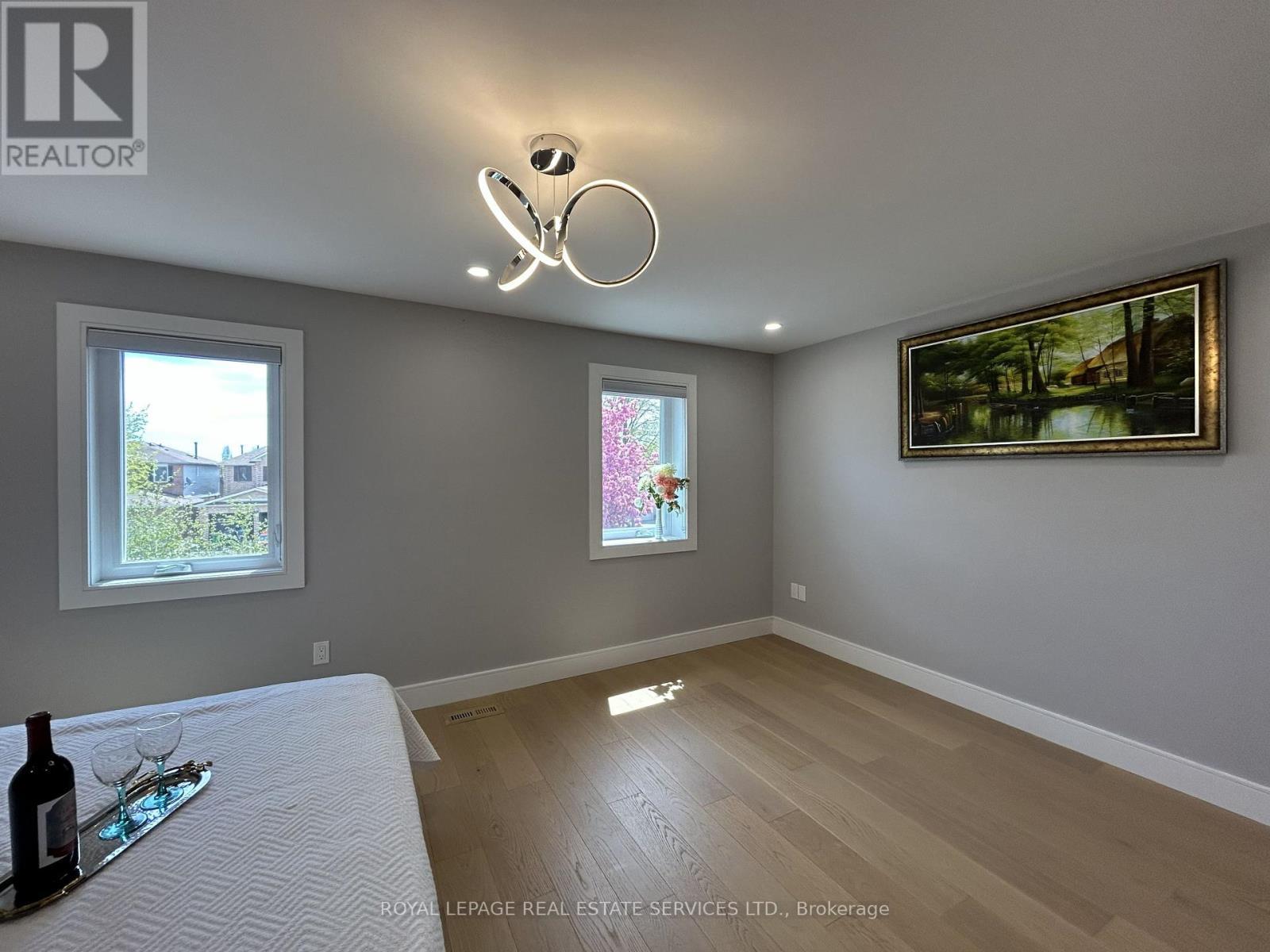 3592 Cherrington Crescent, Mississauga, ON - Indoor Photo Showing Other Room