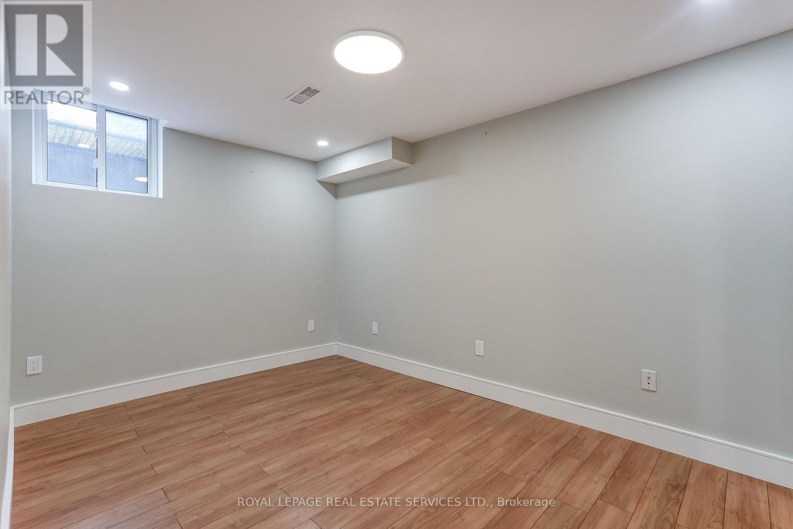 Basement Bedroom - 3592 Cherrington Crescent, Mississauga, ON - Indoor Photo Showing Other Room