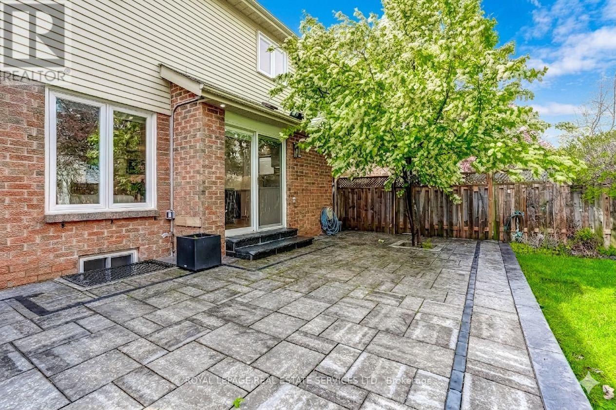 Large Stone Patio - 3592 Cherrington Crescent, Mississauga, ON - Outdoor