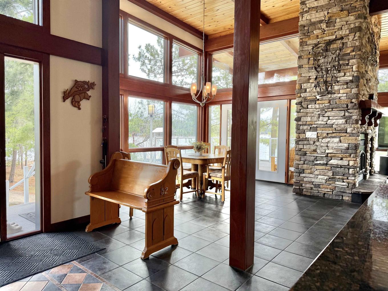 447 Hopkins Bay Road, Fort Frances, ON - Indoor