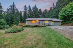 165 Pallot Way Salt Spring, BC V8K 2N5