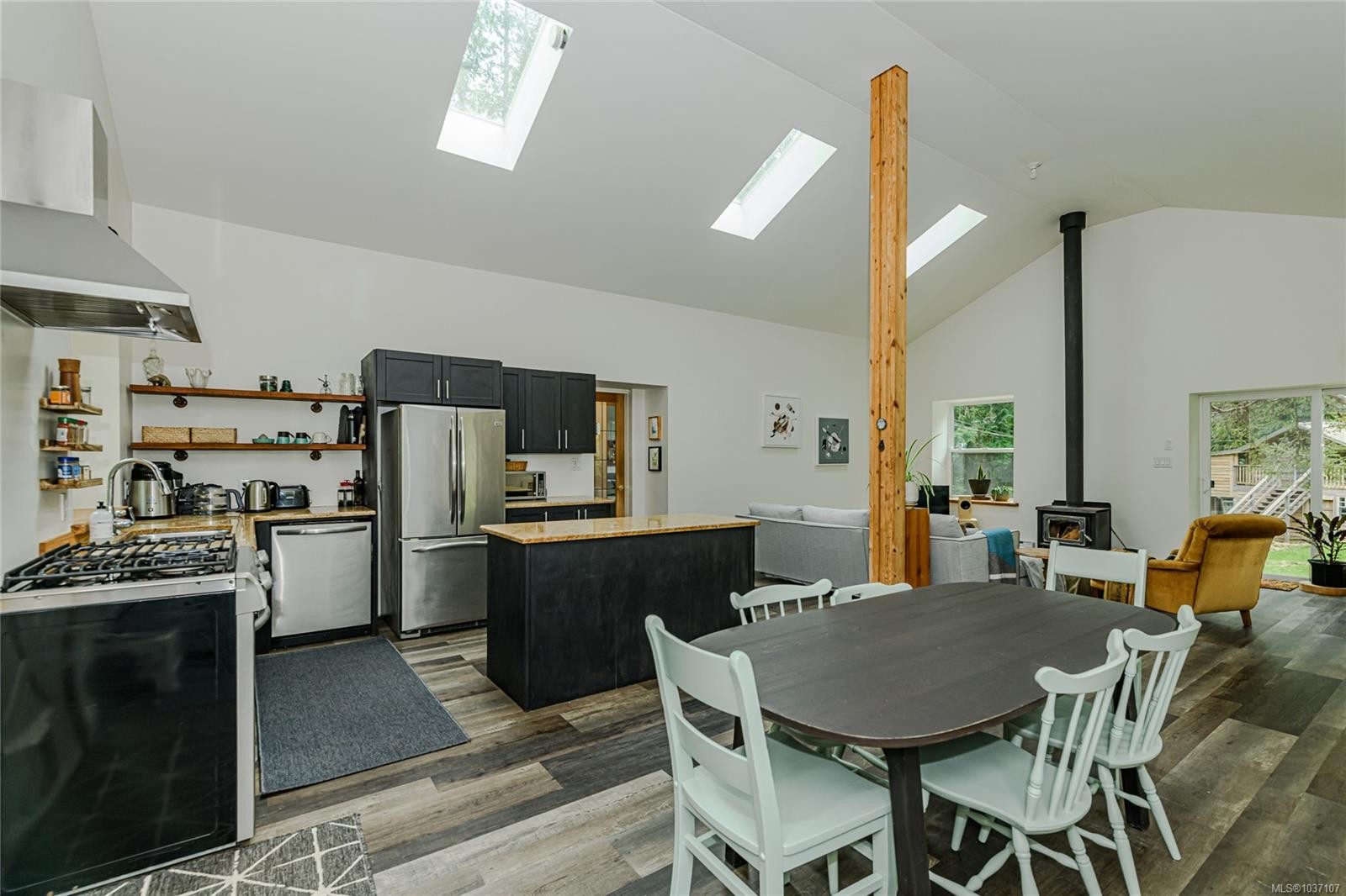 161 Holmes Rd, Salt Spring, BC