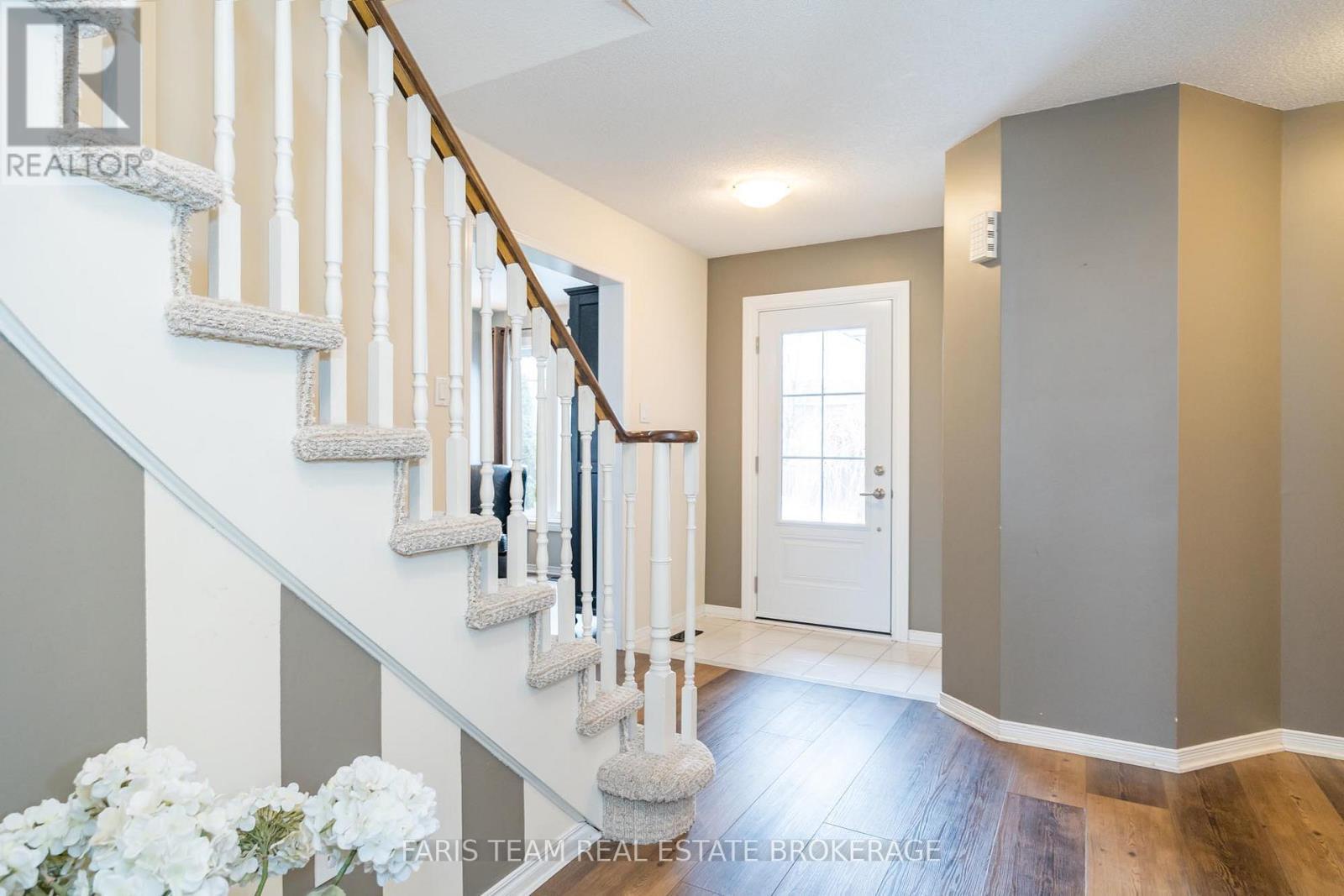 31 Etherington Crescent, Barrie, ON - Indoor Photo Showing Other Room