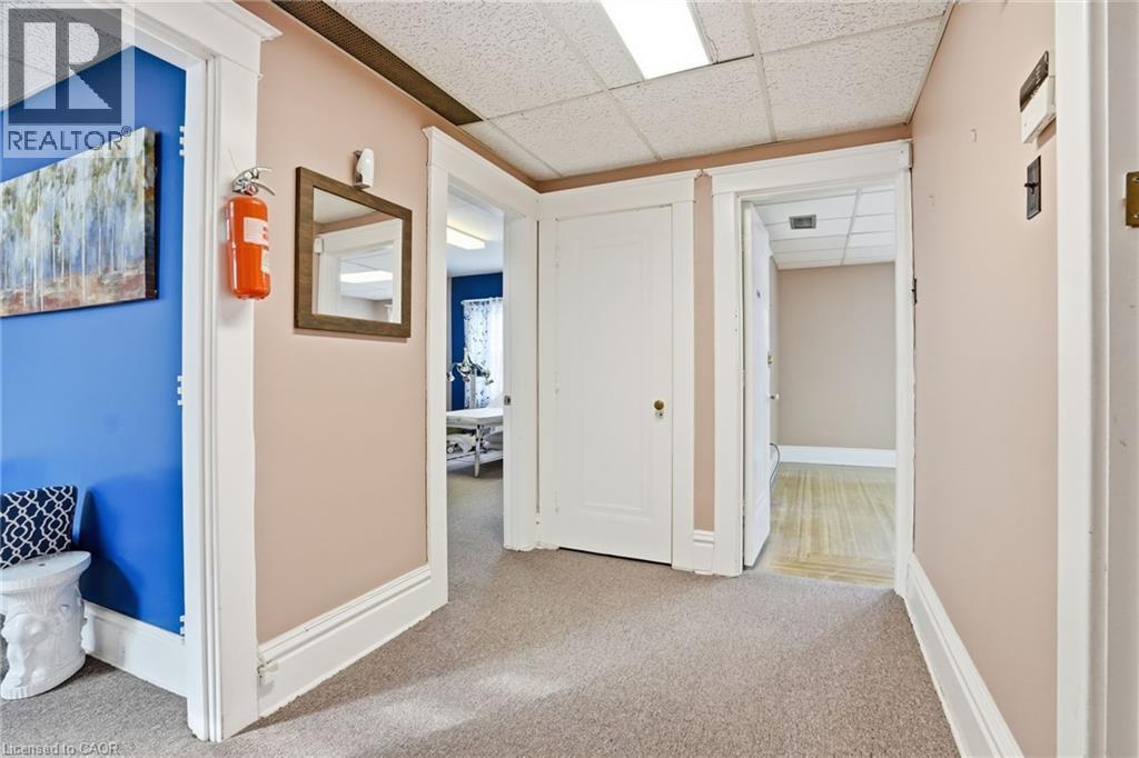 826 Main Street E, Hamilton, ON