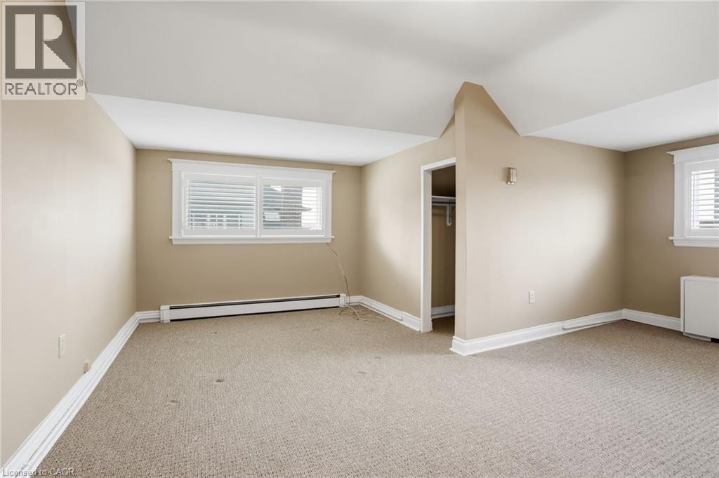 826 Main Street E, Hamilton, ON
