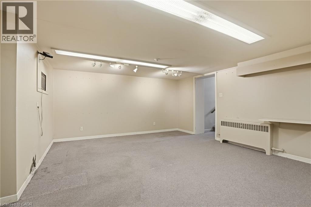 826 Main Street E, Hamilton, ON