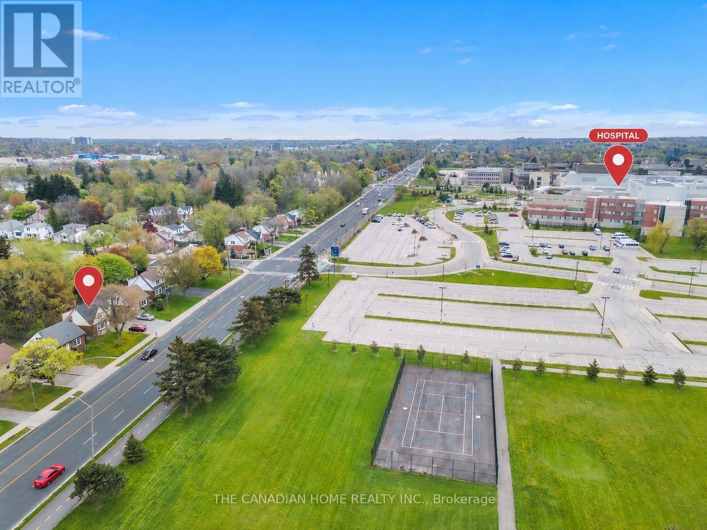 87 West 5Th Street, Hamilton, ON - Outdoor With View