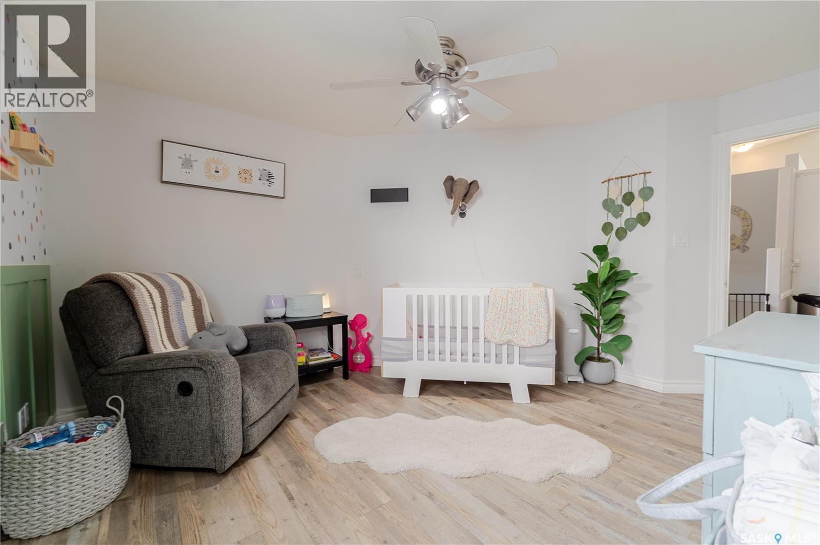 1054 Monk Avenue, Moose Jaw, SK - Indoor