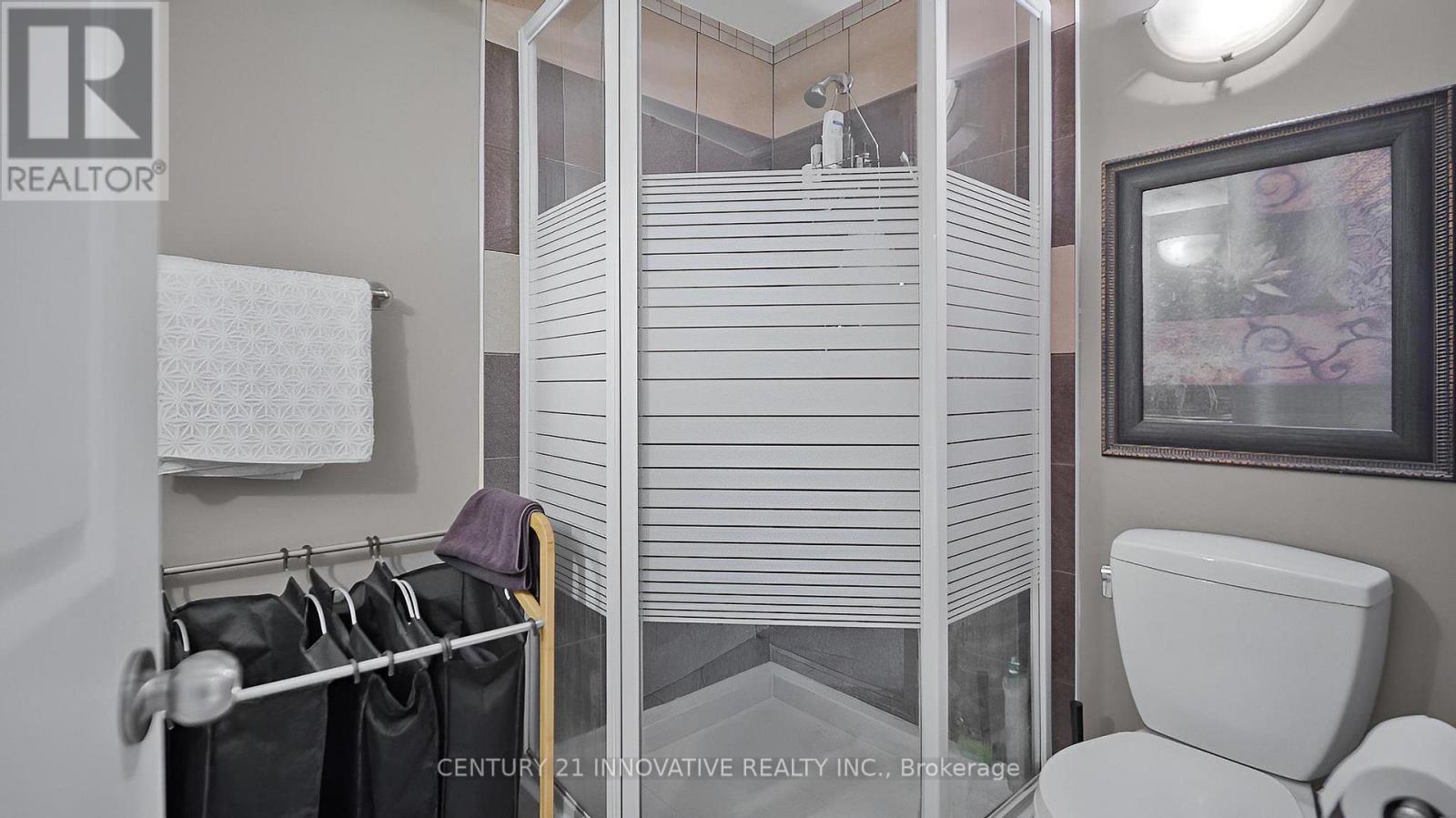 1730 Silver Maple Drive, Pickering, ON - Indoor Photo Showing Bathroom