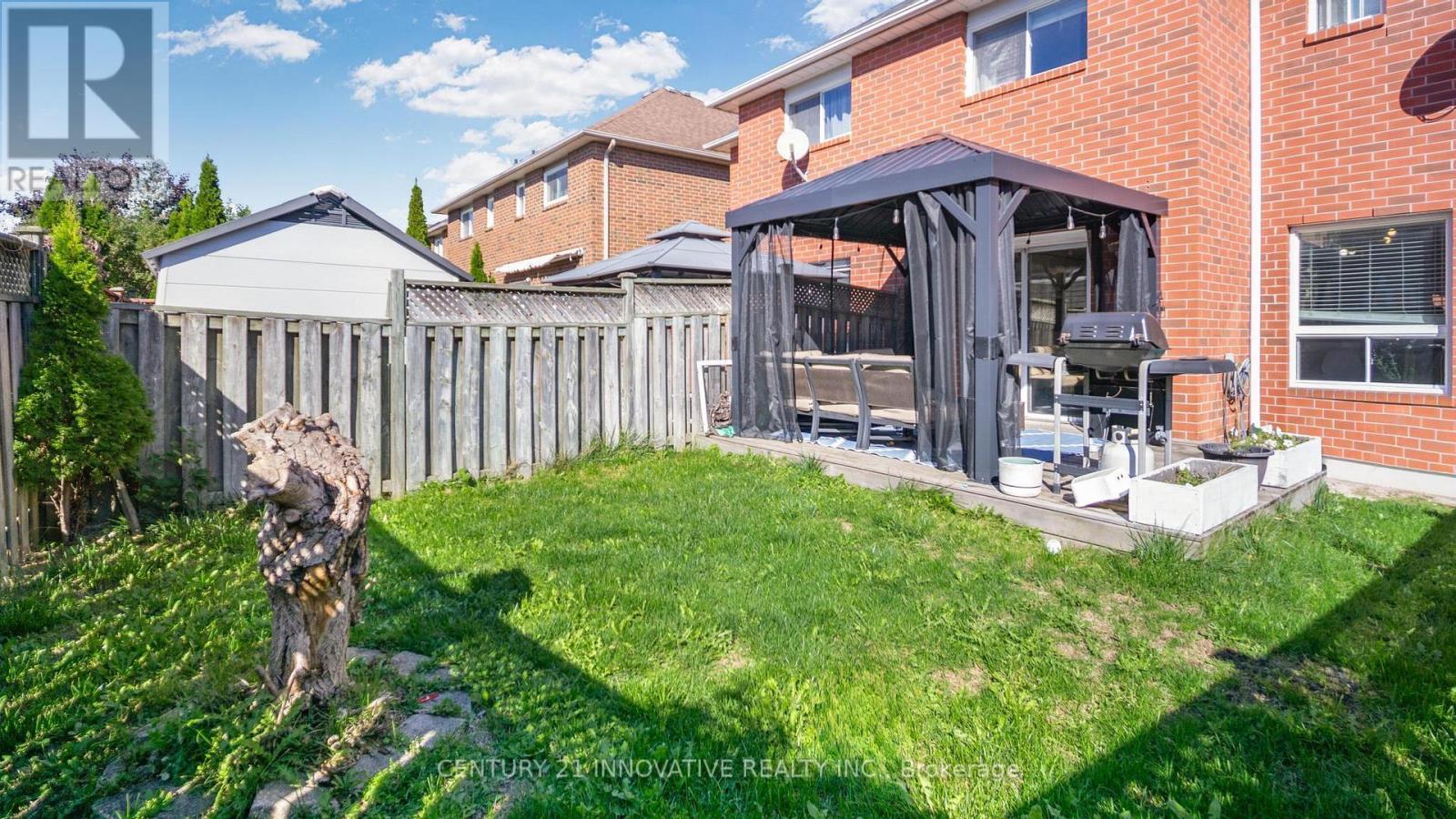1730 Silver Maple Drive, Pickering, ON - Outdoor