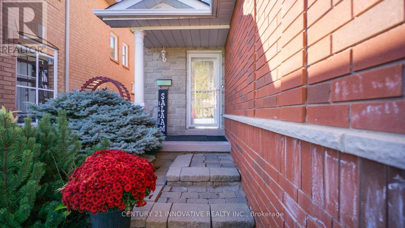 1730 Silver Maple Drive, Pickering, ON - With Exterior