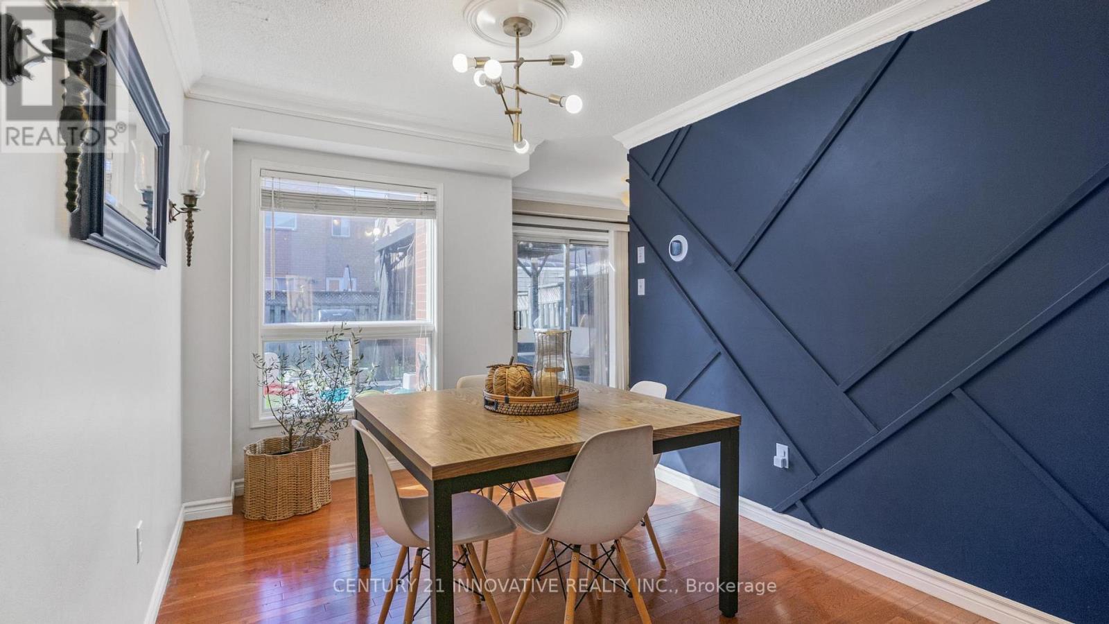 1730 Silver Maple Drive, Pickering, ON - Indoor Photo Showing Dining Room