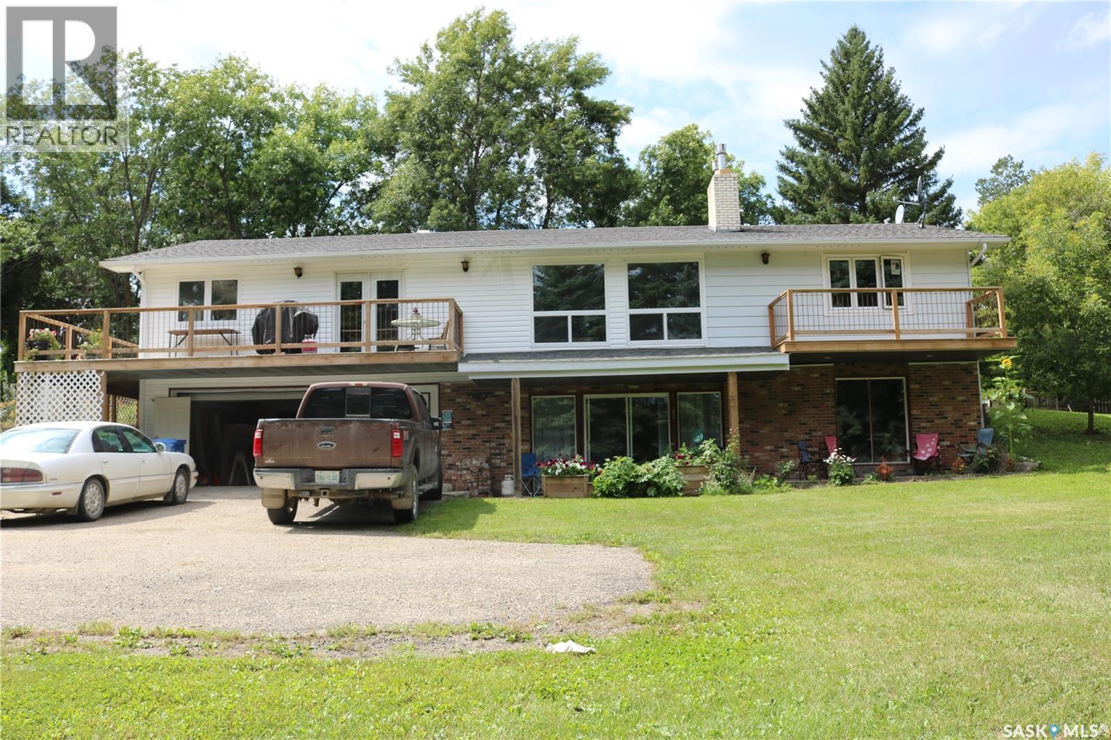 211 Pipestone Avenue, Wawota, SK - Outdoor With Deck Patio Veranda