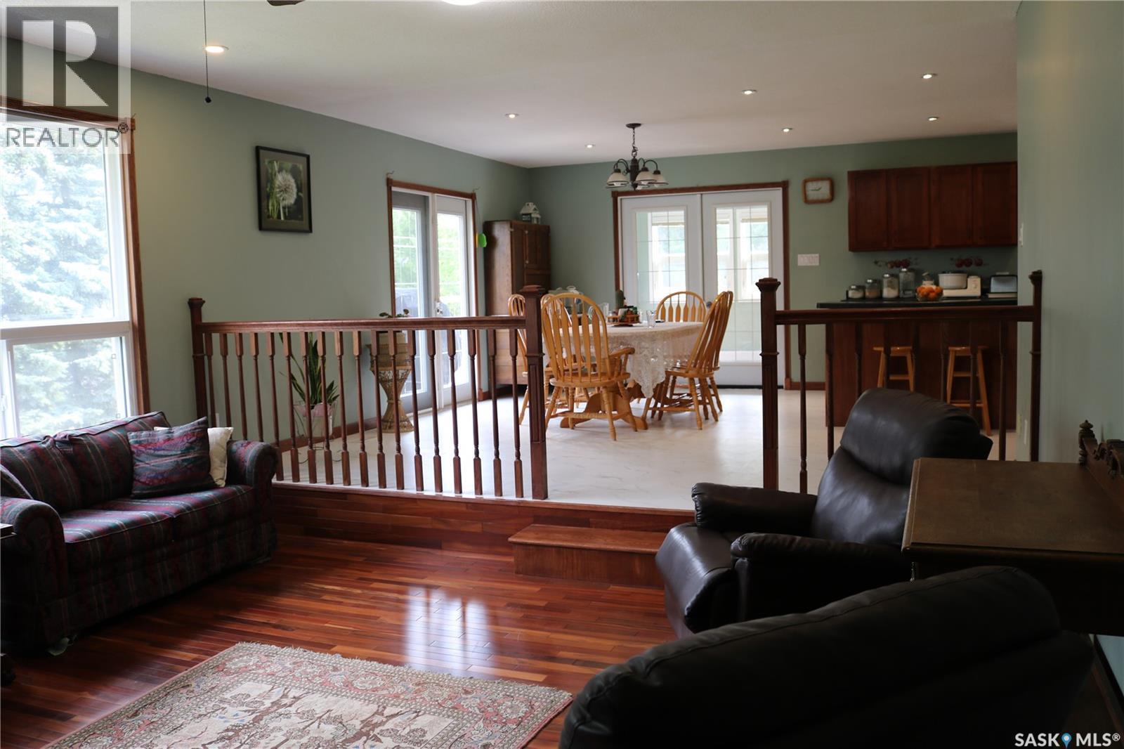 211 Pipestone Avenue, Wawota, SK - Indoor