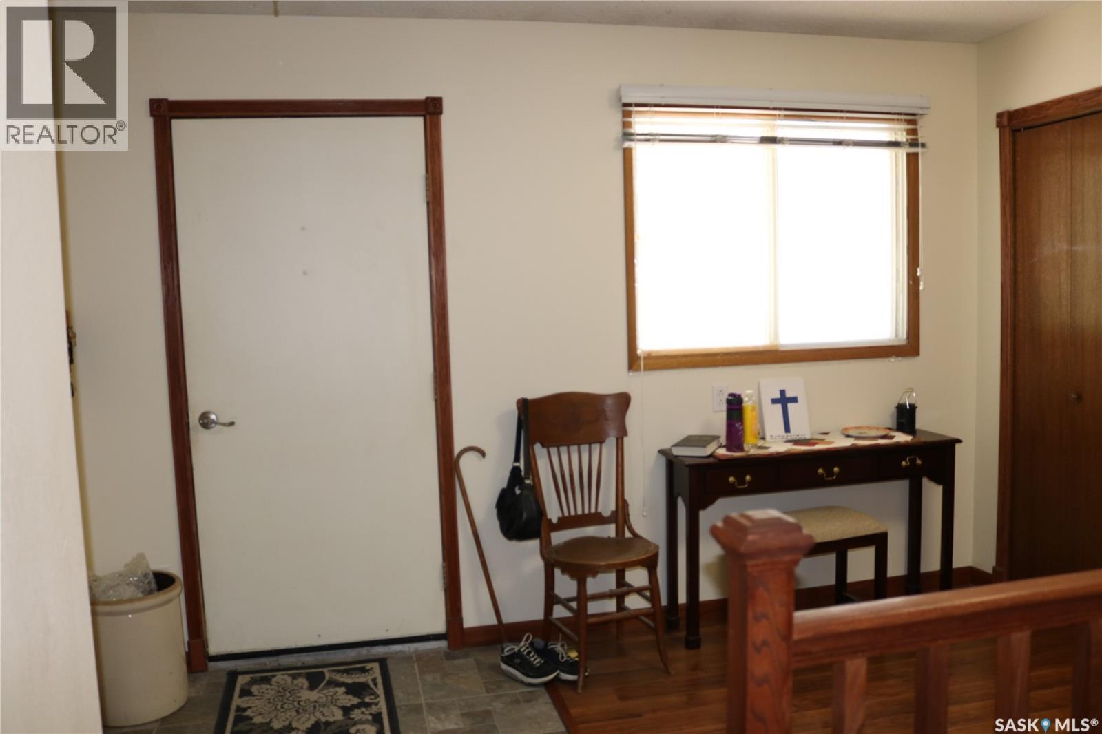 211 Pipestone Avenue, Wawota, SK - Indoor Photo Showing Other Room