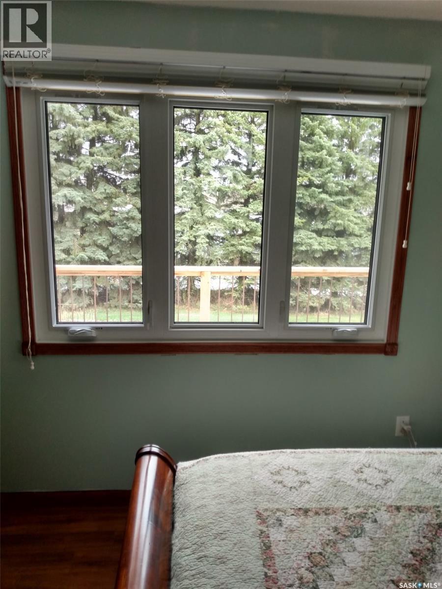 211 Pipestone Avenue, Wawota, SK - Indoor