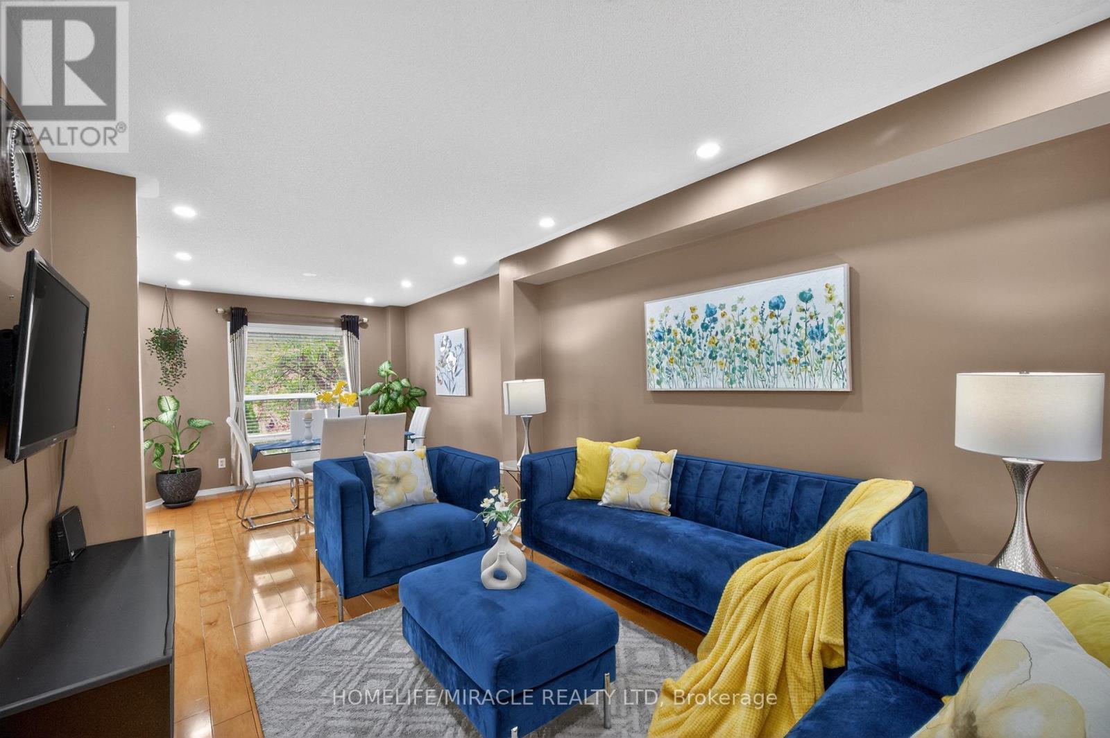 5342 Crane Court, Mississauga, ON - Indoor Photo Showing Living Room