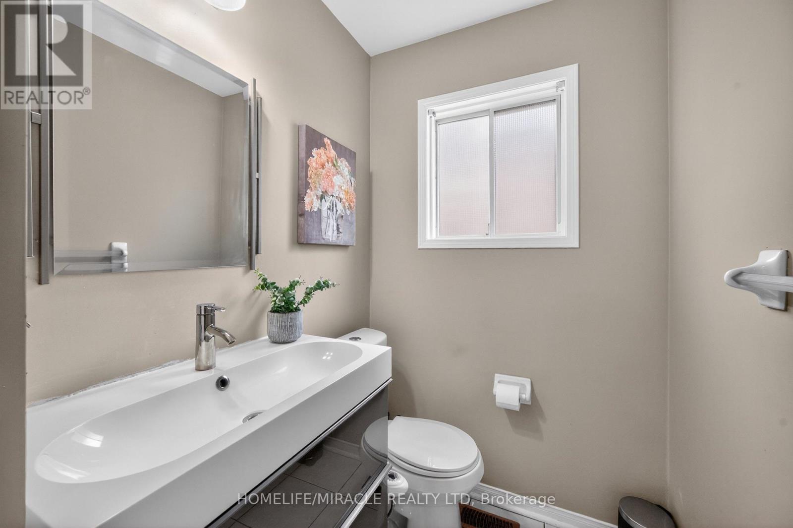 5342 Crane Court, Mississauga, ON - Indoor Photo Showing Bathroom