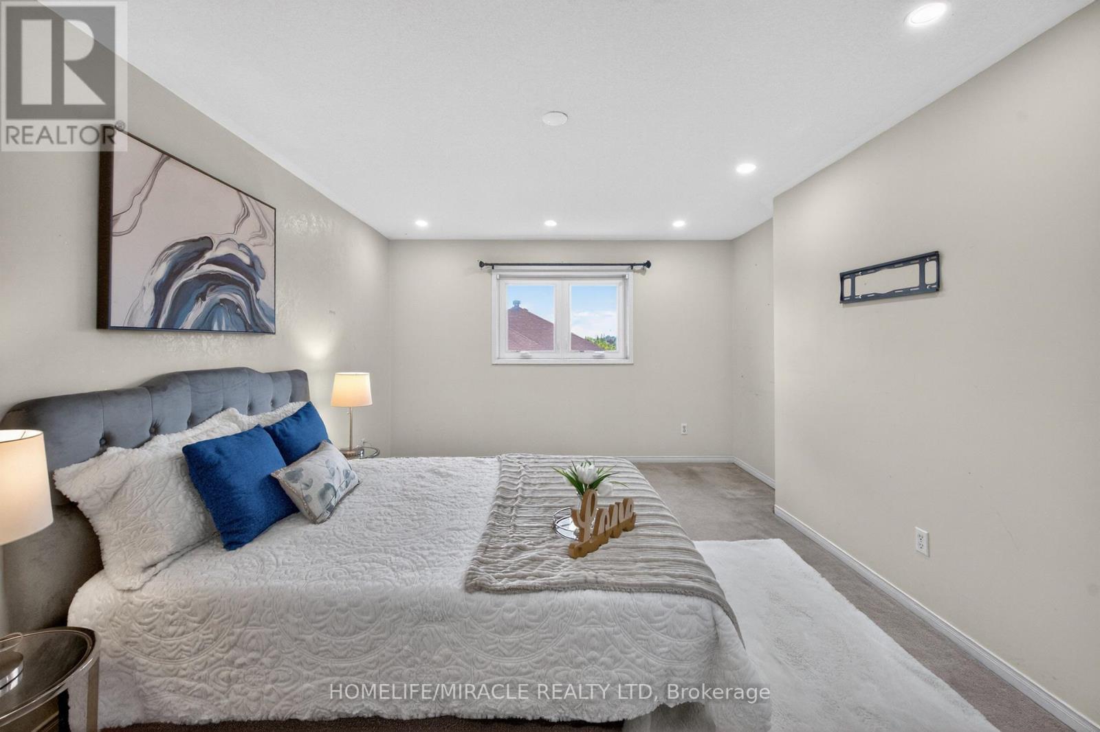 5342 Crane Court, Mississauga, ON - Indoor Photo Showing Bedroom