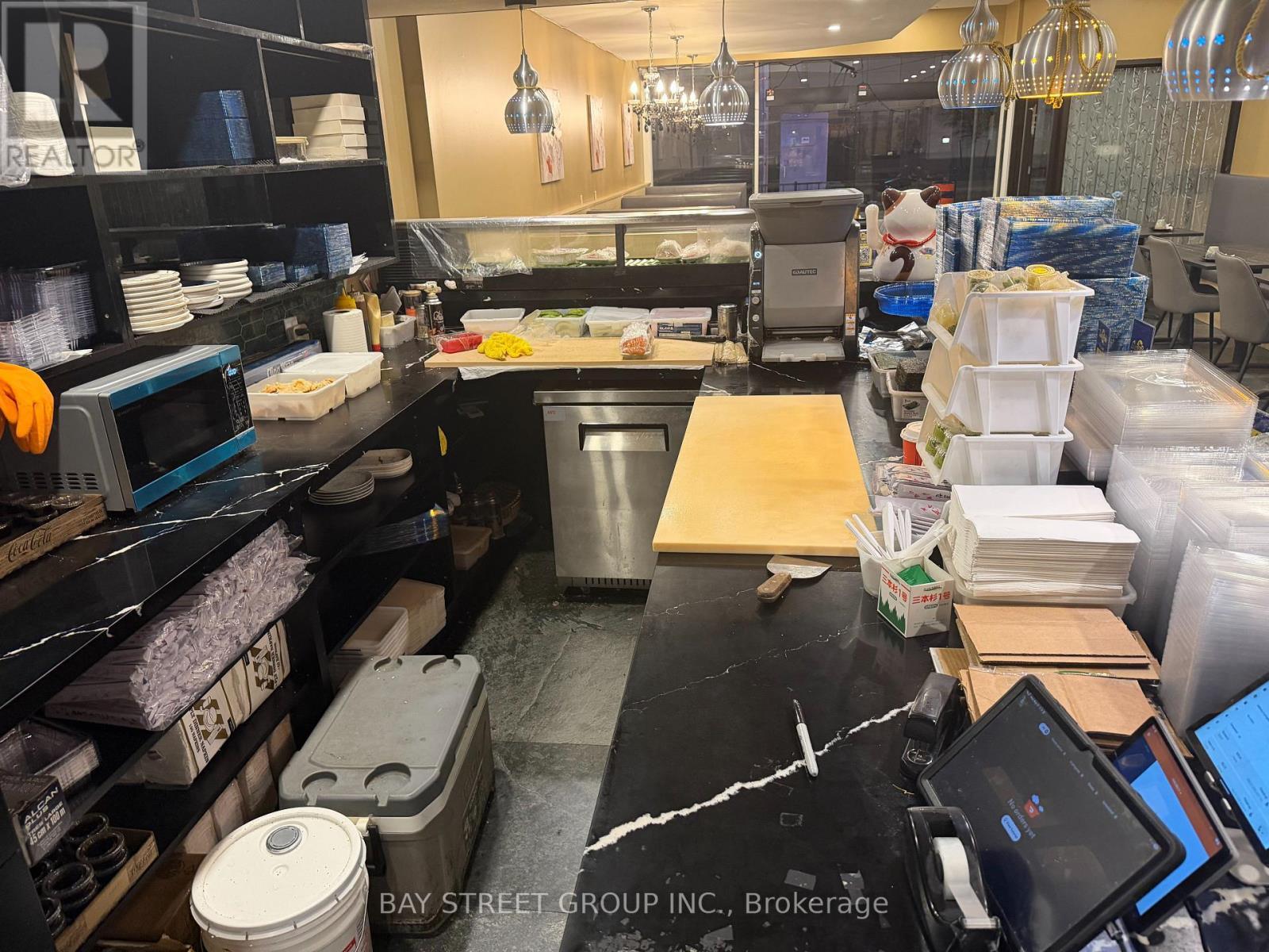 48 St Clair Avenue E, Toronto, ON