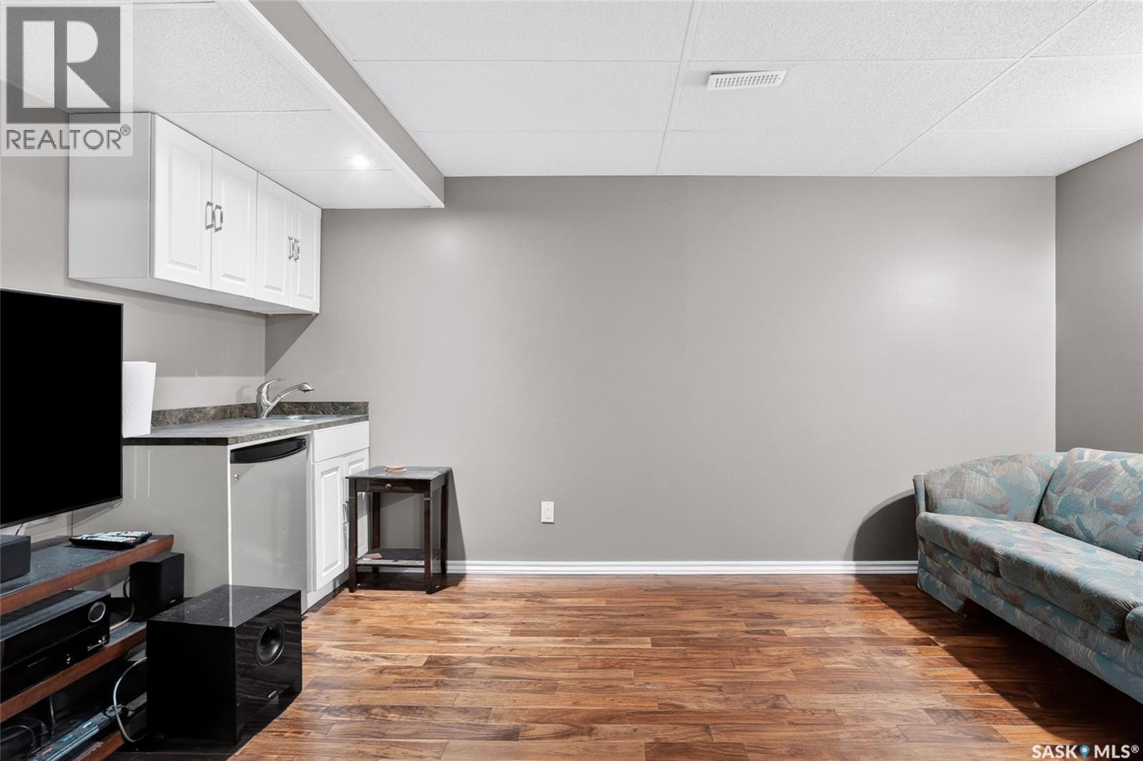 201 105 Lynd Crescent, Saskatoon, SK - Indoor