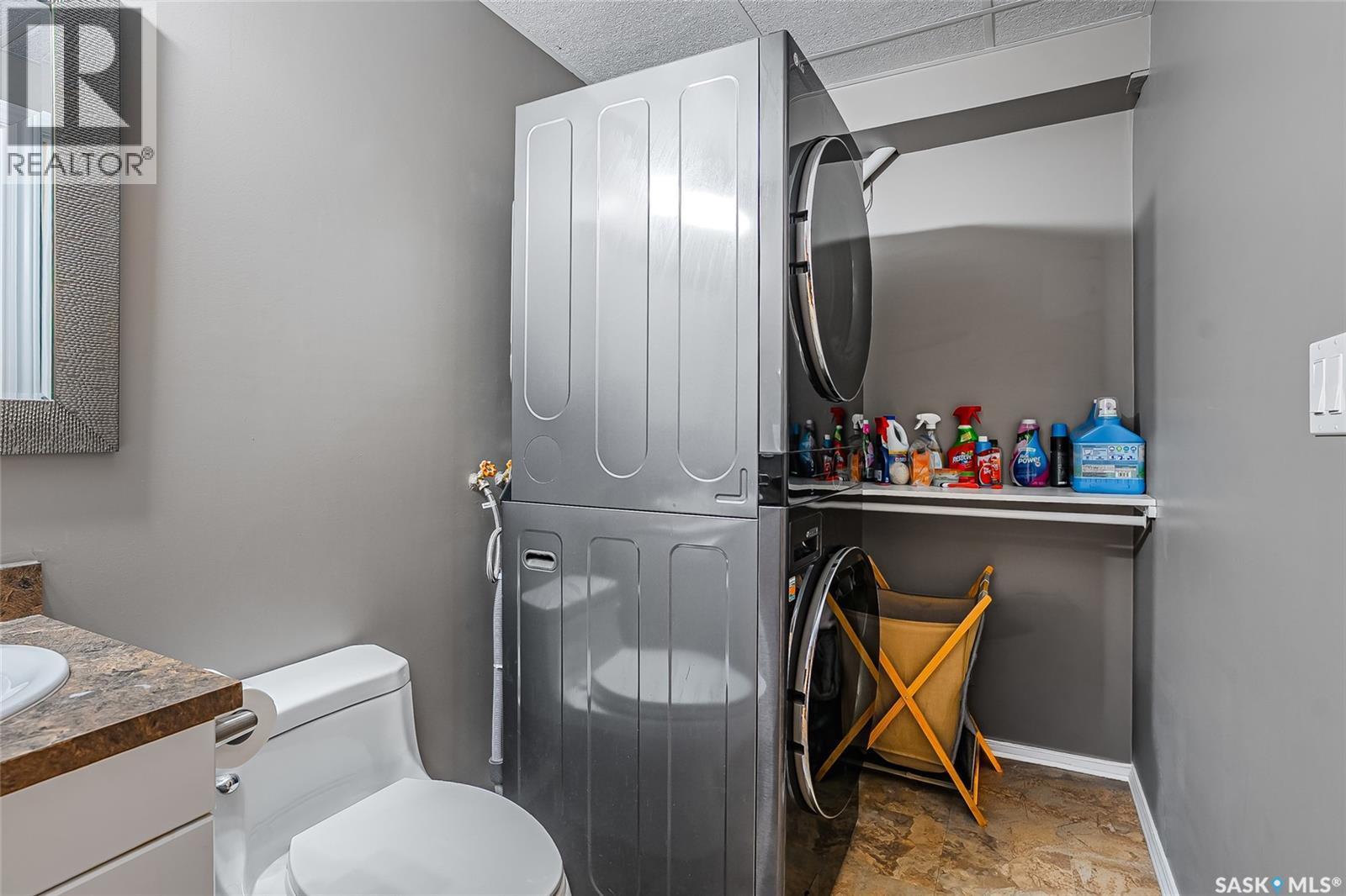 201 105 Lynd Crescent, Saskatoon, SK - Indoor Photo Showing Laundry Room