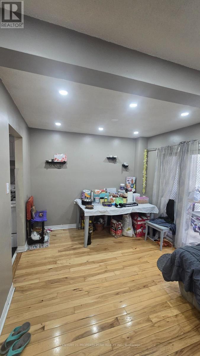 4136 Clevedon Drive, Mississauga, ON - Indoor