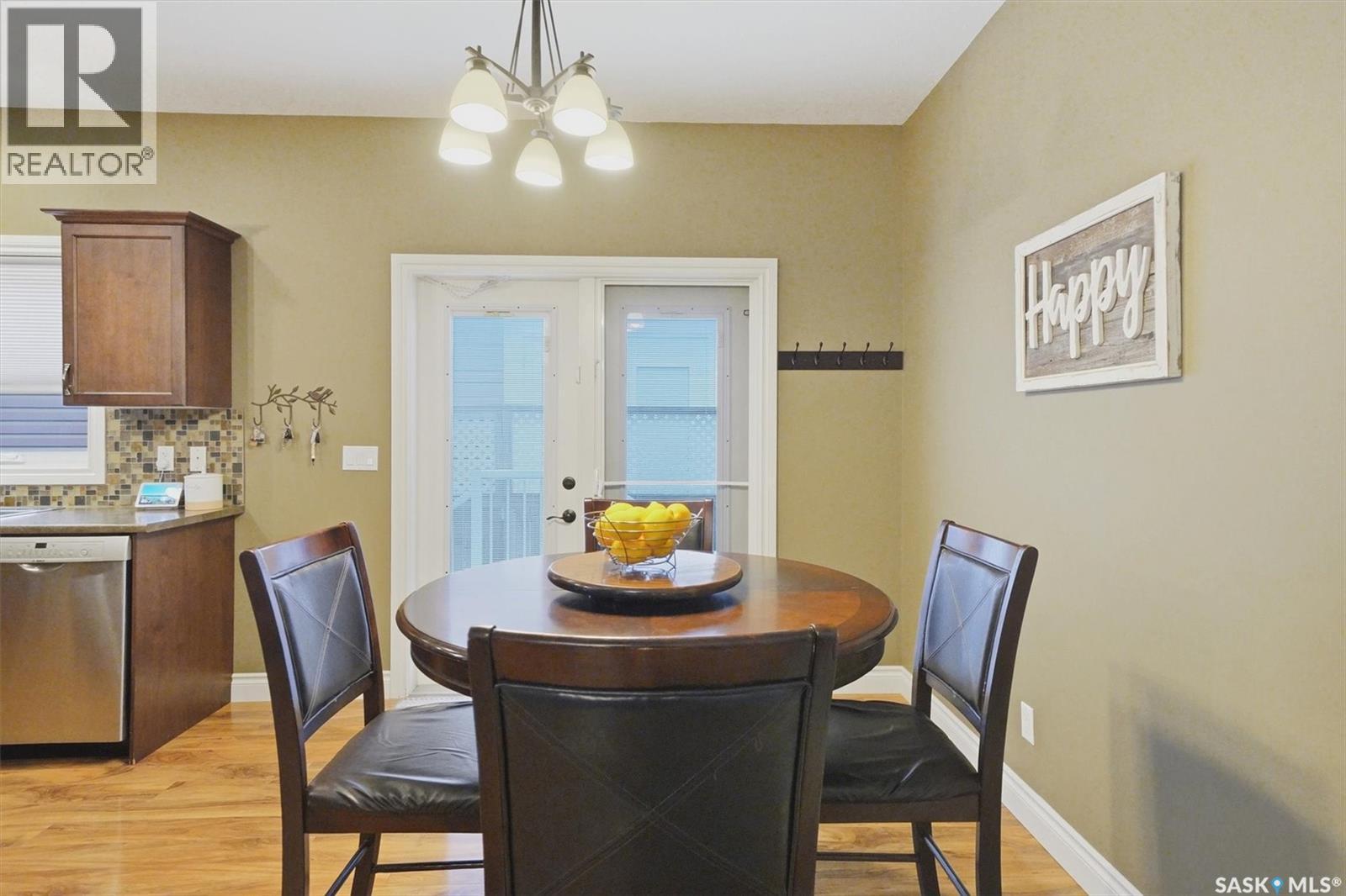 234 Klassen Crescent, Saskatoon, SK - Indoor Photo Showing Dining Room