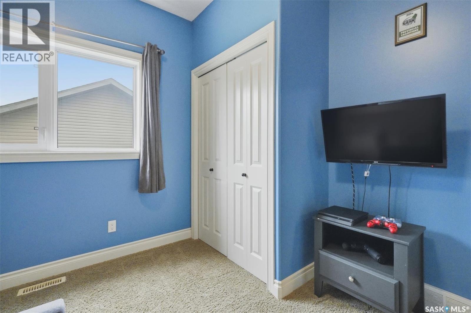 234 Klassen Crescent, Saskatoon, SK