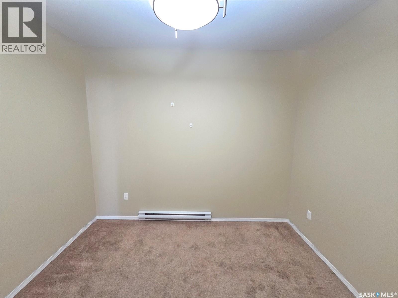 105 Main Street, Wawota, SK - Indoor Photo Showing Other Room