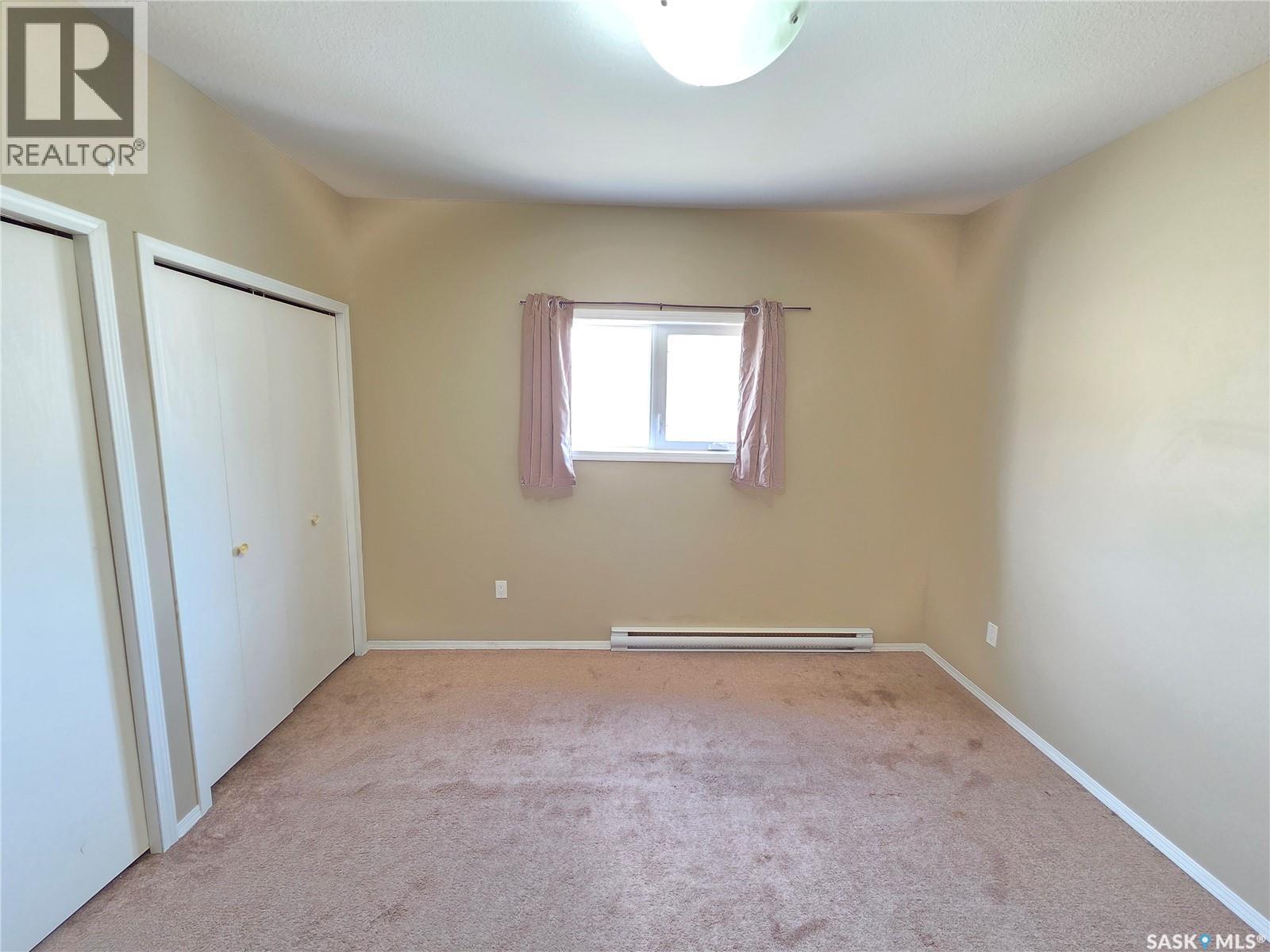105 Main Street, Wawota, SK - Indoor Photo Showing Other Room