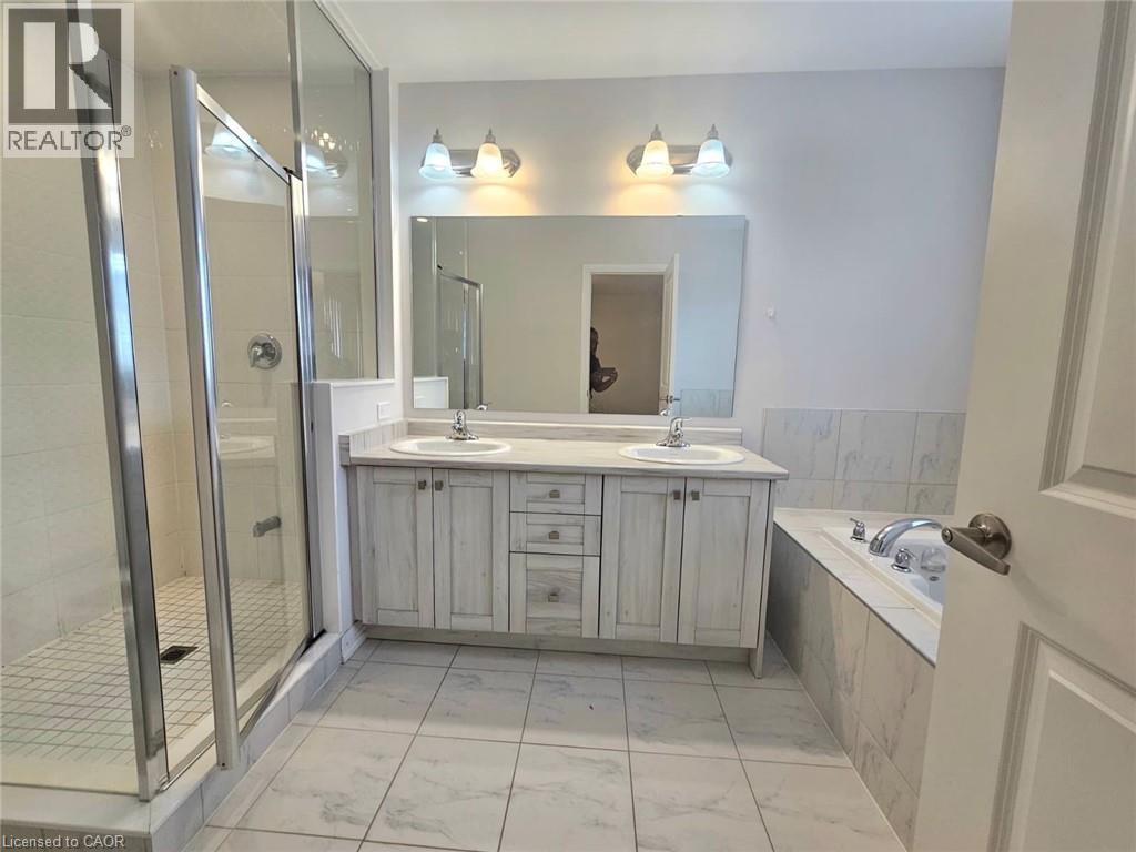 109 Freedom Crescent, Hamilton, ON