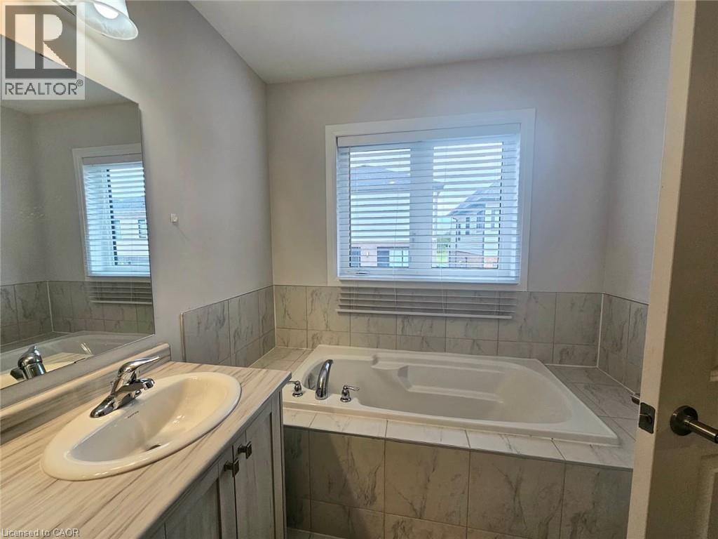 109 Freedom Crescent, Hamilton, ON