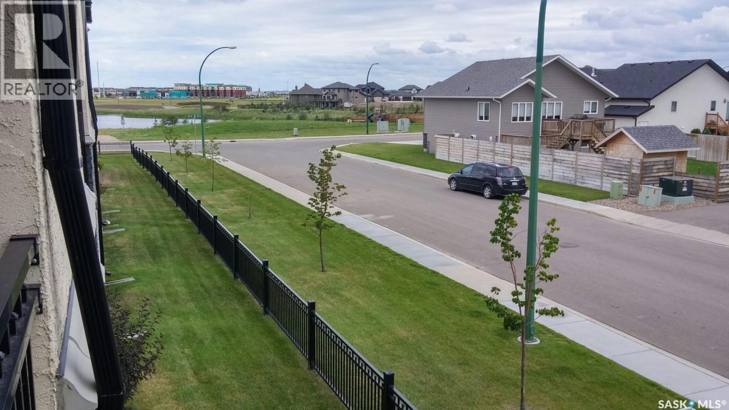 207 211 Ledingham Street, Saskatoon, SK - Outdoor With View
