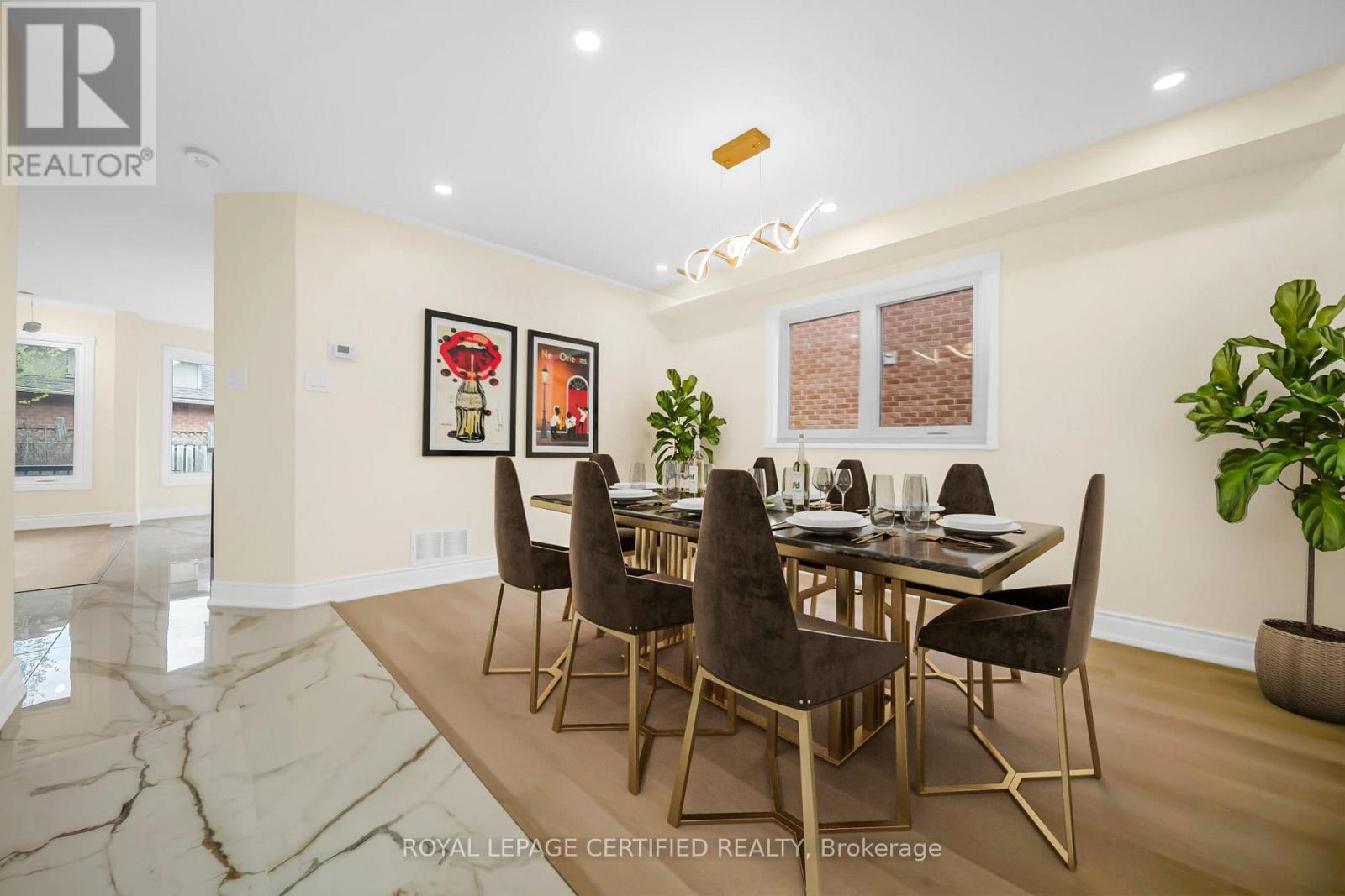 5016 Natkarni Crescent, Mississauga, ON - Indoor Photo Showing Dining Room