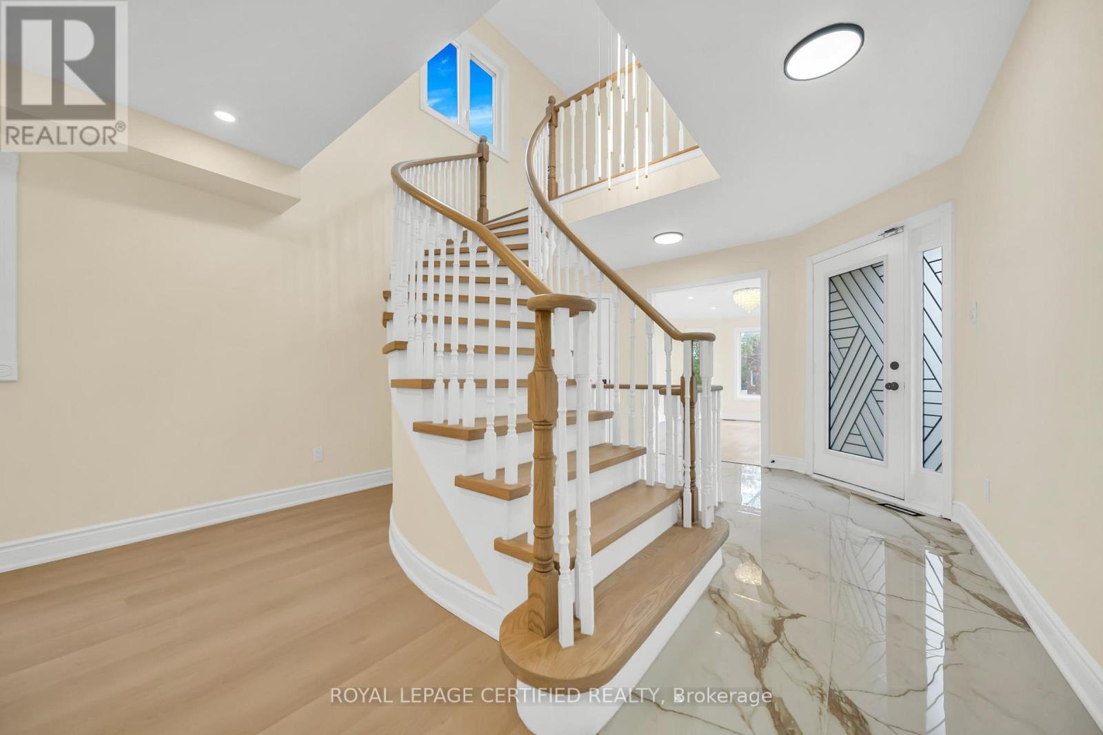 5016 Natkarni Crescent, Mississauga, ON - Indoor Photo Showing Other Room