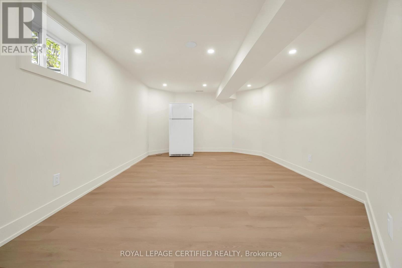 5016 Natkarni Crescent, Mississauga, ON - Indoor Photo Showing Other Room