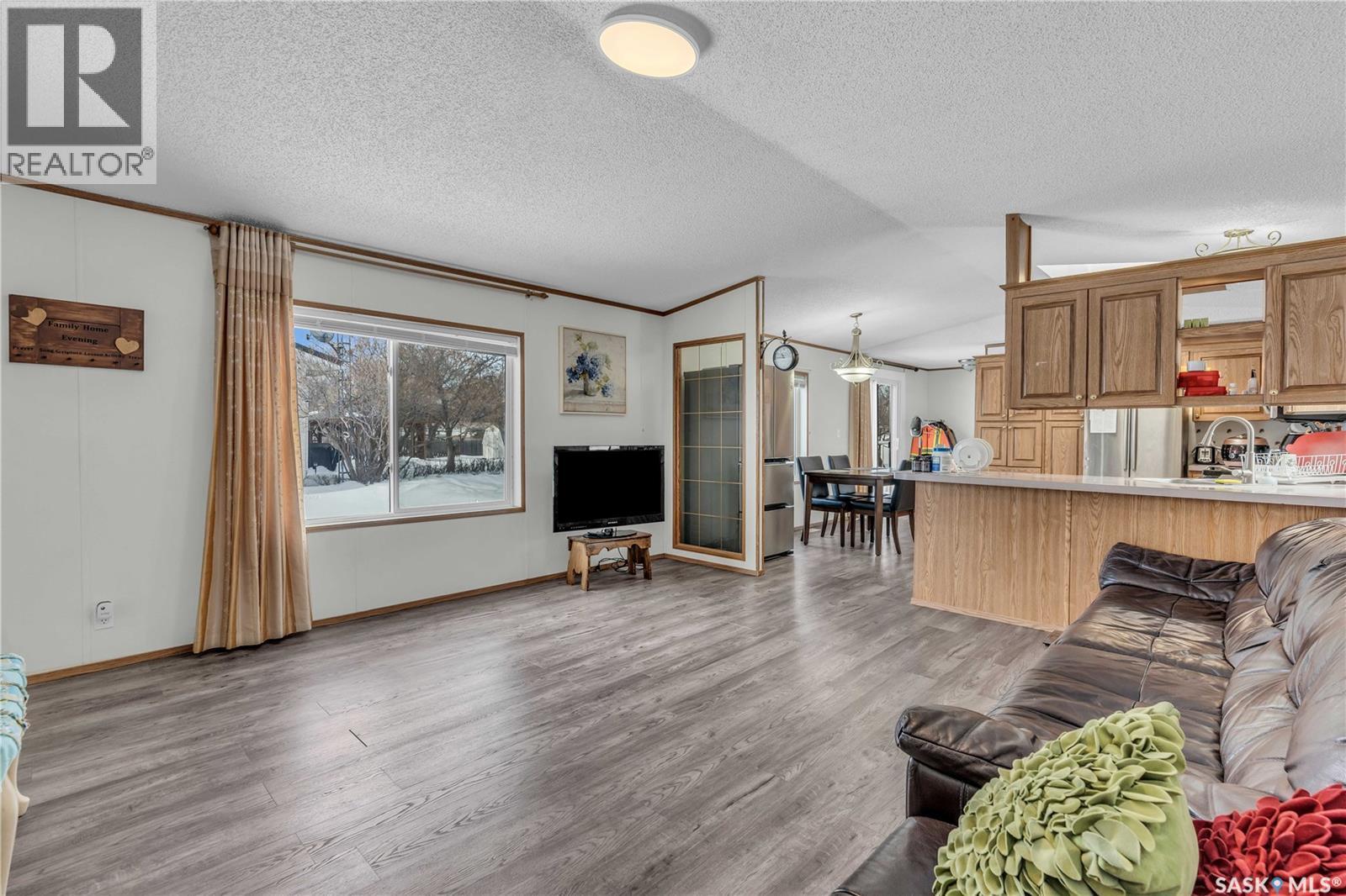 208 Tyvan Street, Francis, SK
