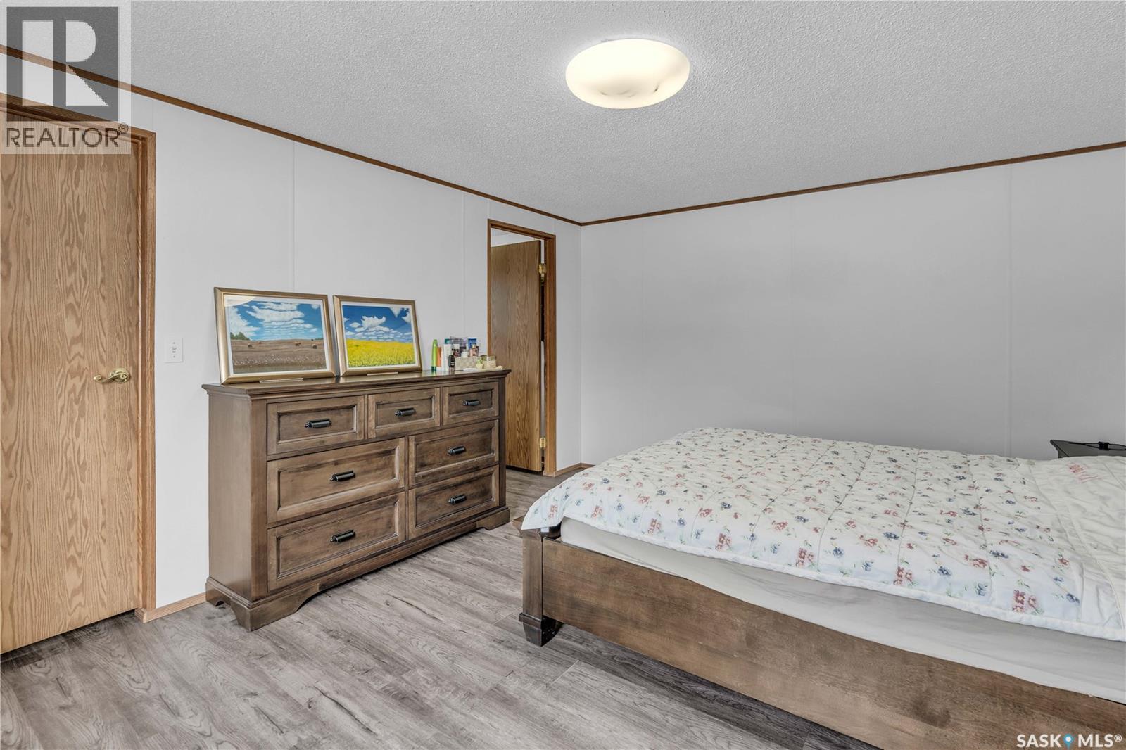 208 Tyvan Street, Francis, SK
