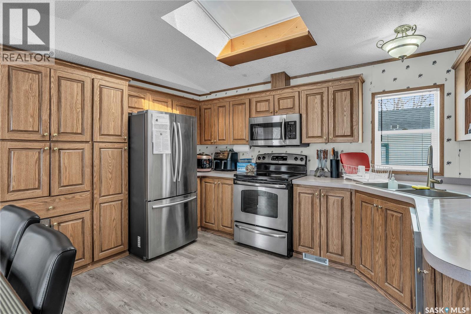 208 Tyvan Street, Francis, SK