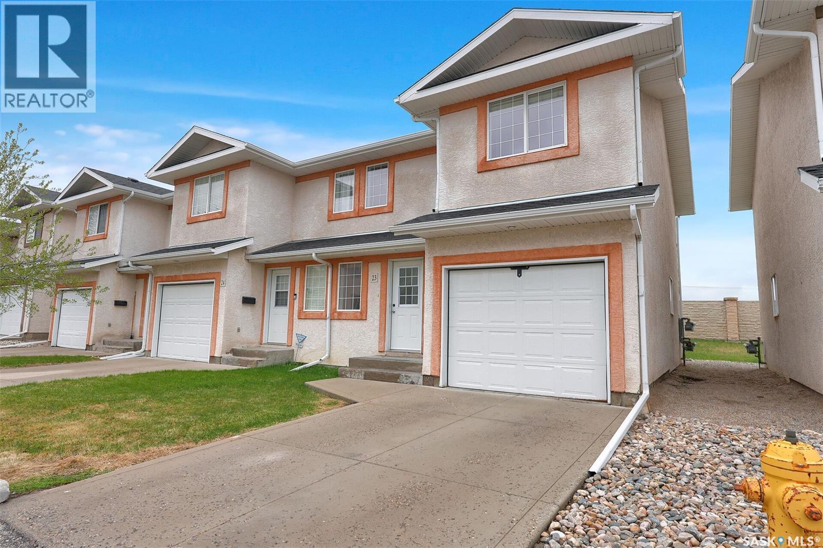 23 4101 Preston Crescent, Regina, SK - Outdoor With Facade