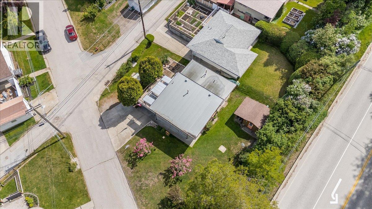 602 Schofield Highway, Warfield, BC - Outdoor With View