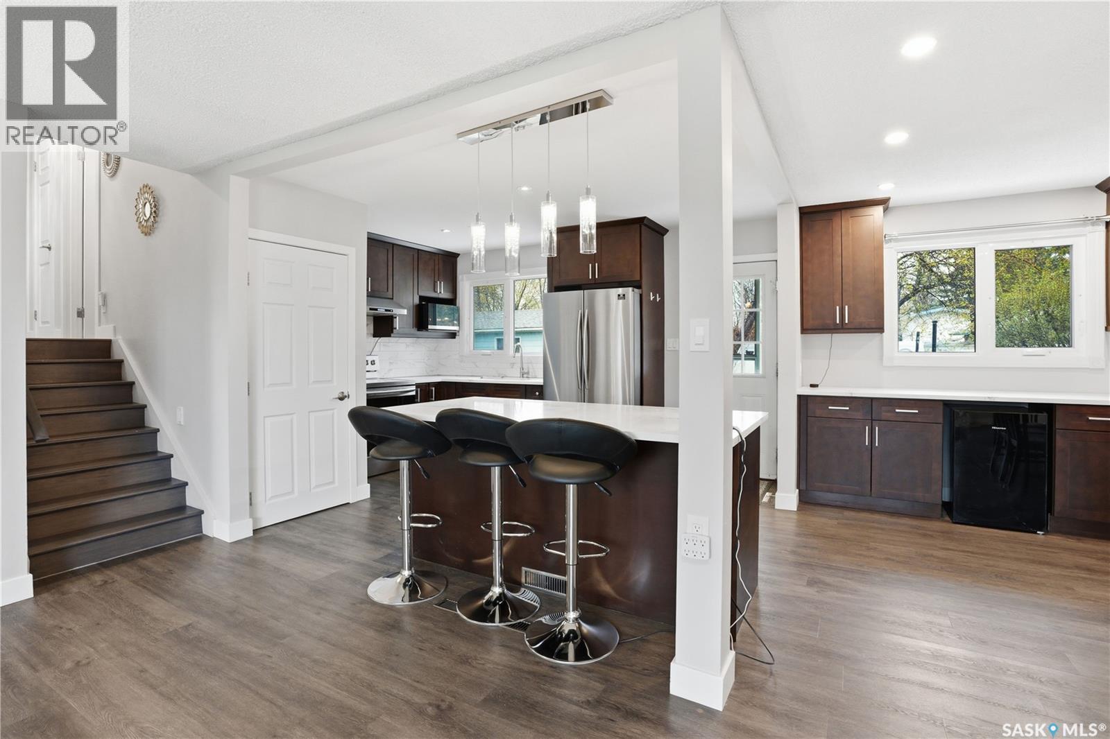 2305 Taylor Street E, Saskatoon, SK - Indoor Photo Showing Kitchen