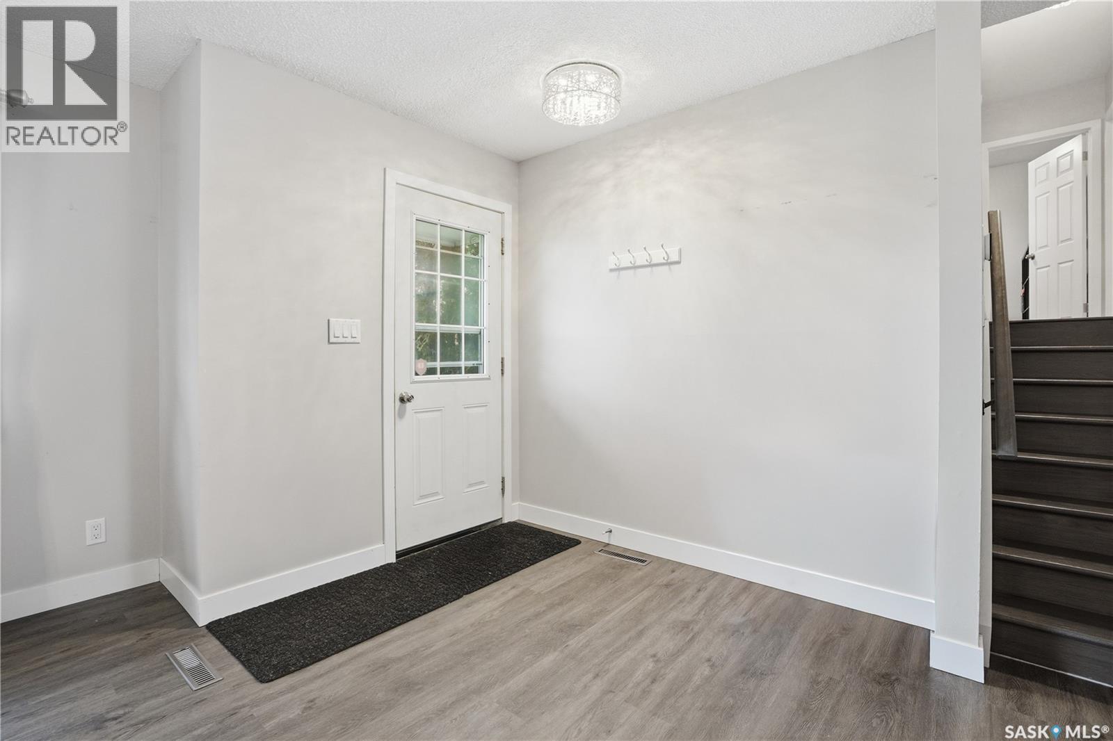 2305 Taylor Street E, Saskatoon, SK - Indoor Photo Showing Other Room