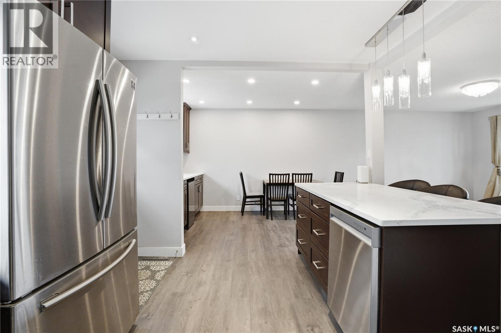 2305 Taylor Street E, Saskatoon, SK - Indoor Photo Showing Kitchen