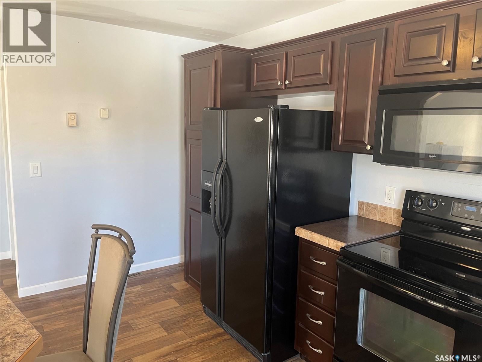 320 3Rd Avenue W, Christopher Lake, SK - Indoor Photo Showing Kitchen