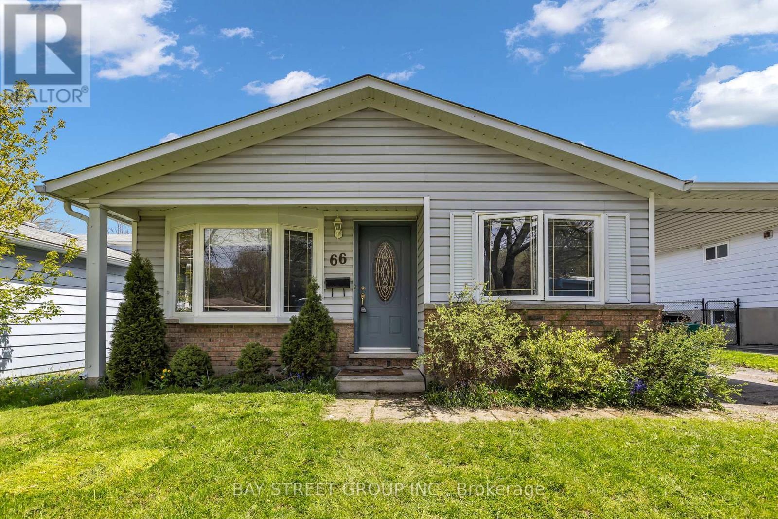 66 Amos Avenue, Waterloo, ON - Outdoor