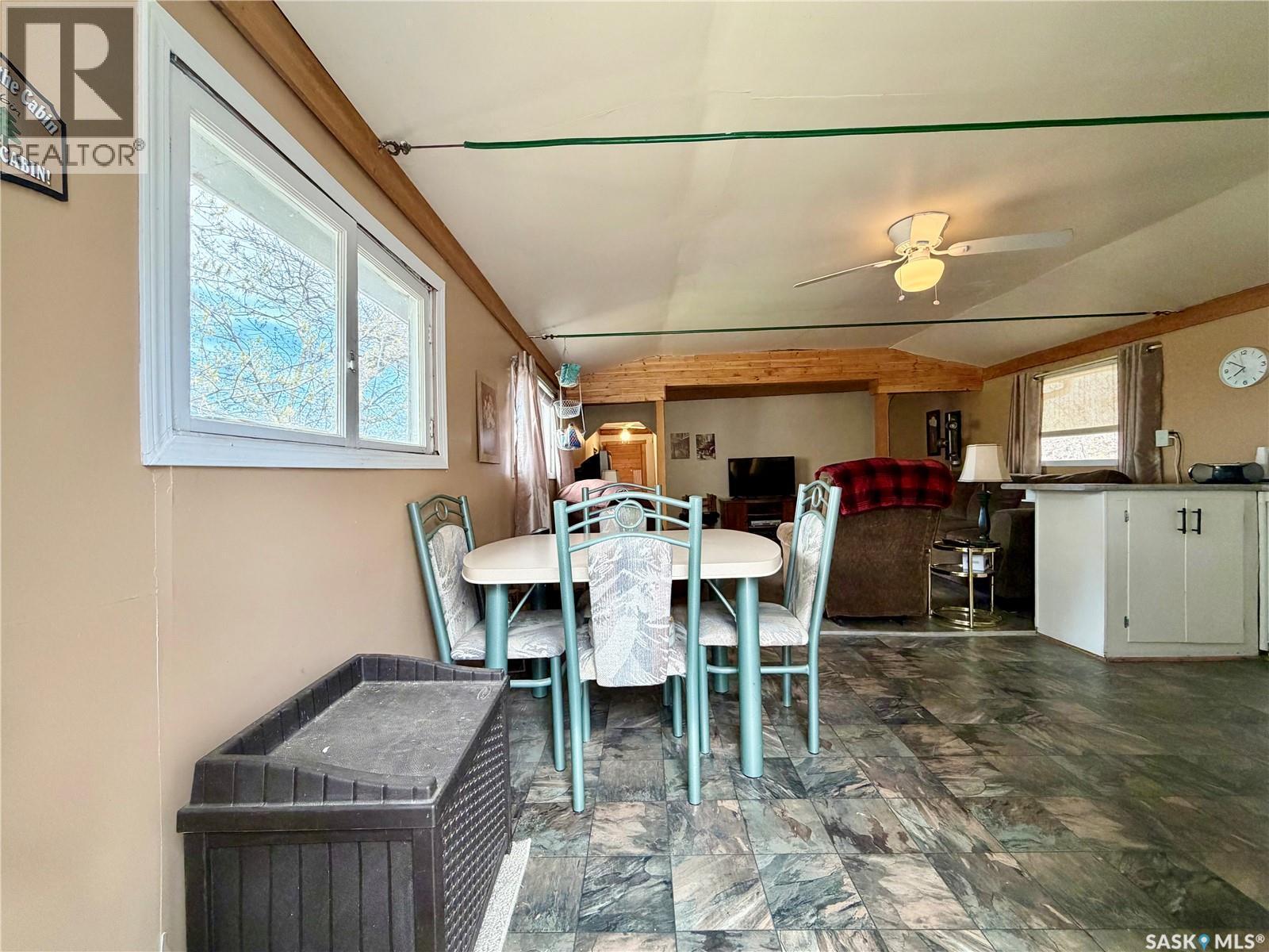 51 Lakeview Road, Grandview Beach, SK - Indoor Photo Showing Dining Room
