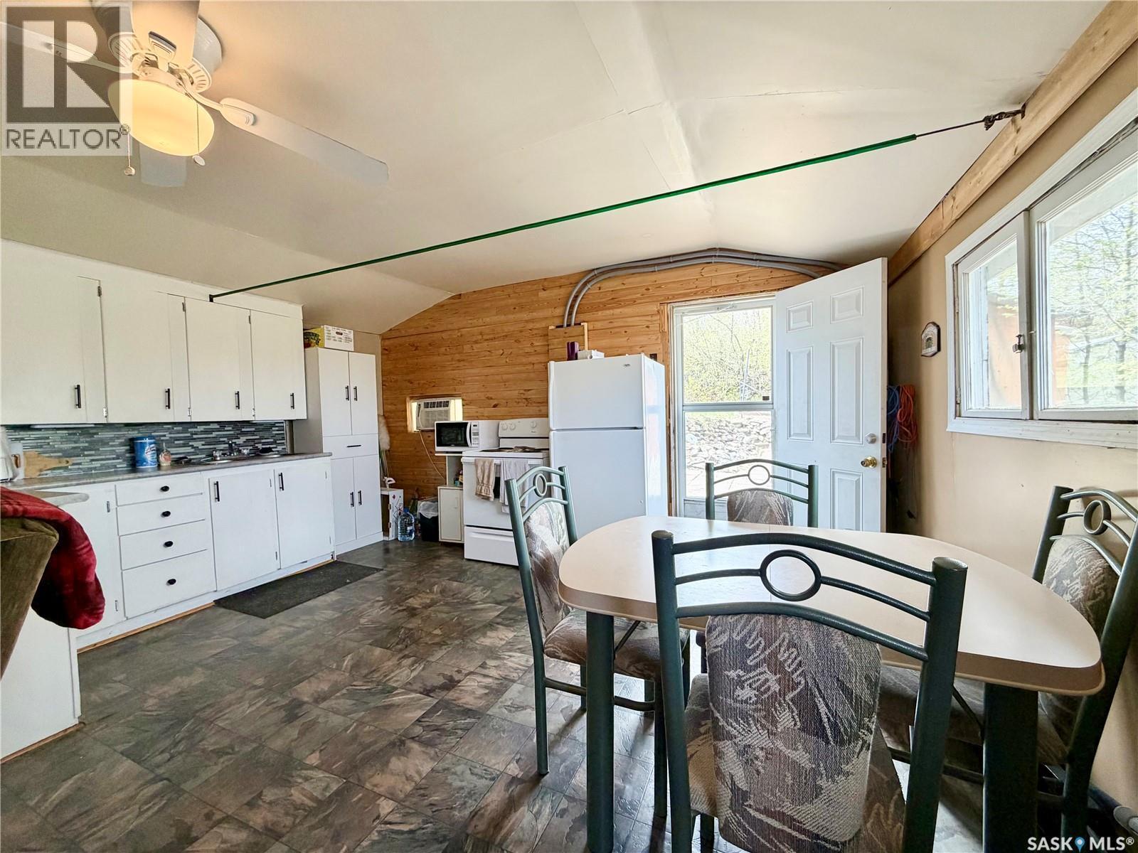 51 Lakeview Road, Grandview Beach, SK - Indoor